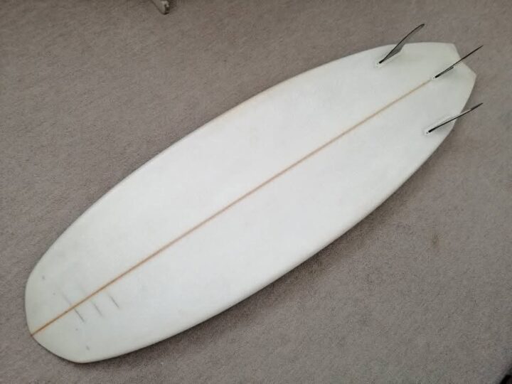 Childrens 5ft 6 Beginner Surfboard - Image 2