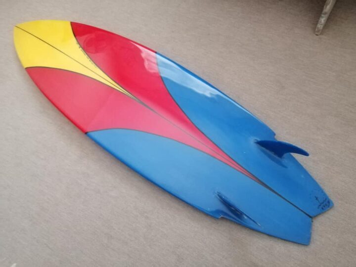 MAT Surfboards 5ft 10 Retro Twin Fin Surfboard - Image 2