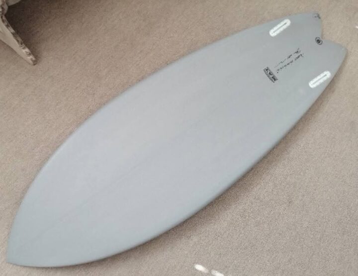 MAT Surfboards 5ft 6 Twin Fin Fish Surfboard - Image 2