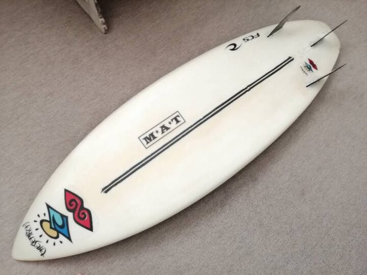 MAT 5ft 10 Epoxy High Performance Surfboard - Image 2