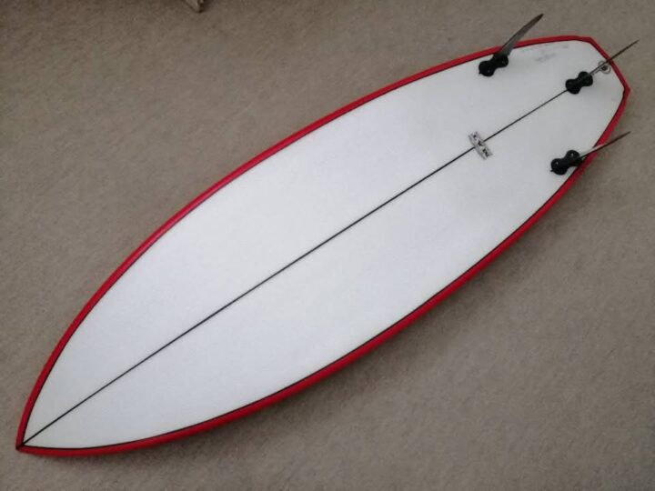 MAT Surfboards 5ft 7 Reverb High Performance Surfboard - Image 2