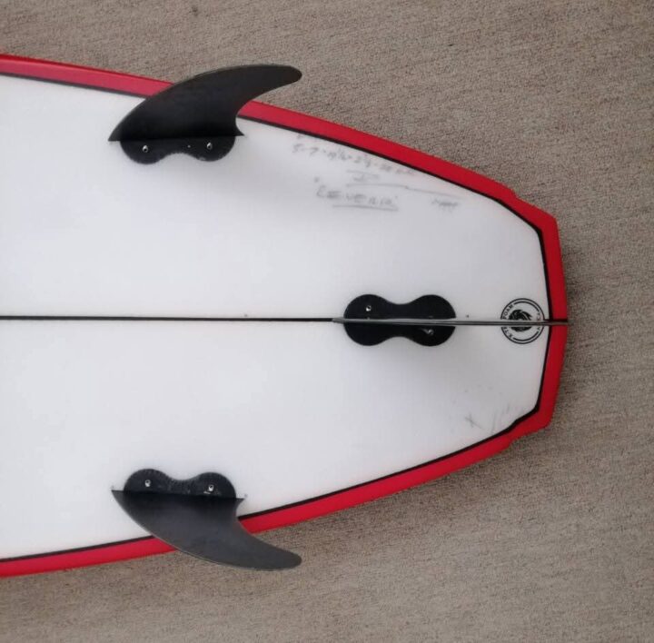 MAT Surfboards 5ft 7 Reverb High Performance Surfboard - Image 3